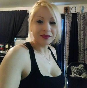 Meet your Posher, Tina